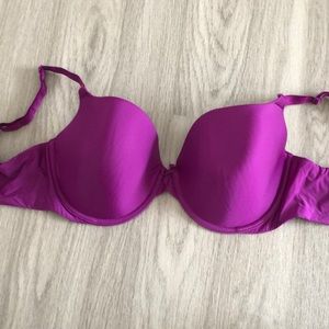 Victoria’s Secret 36DD bra purple